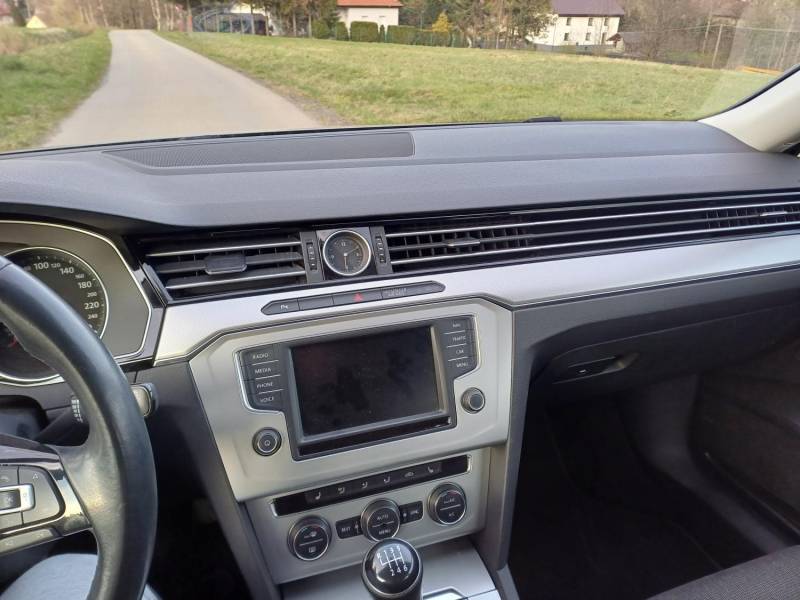 ox_volkswagen-passat-b8