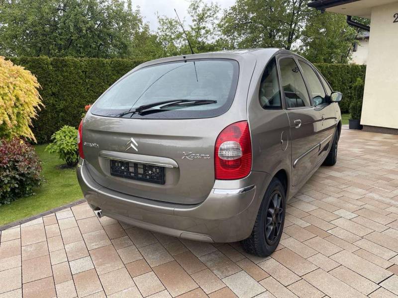 ox_citroen-xsara-picasso-16-benzyna-klimatyzacja-rok-2010-130tys-km