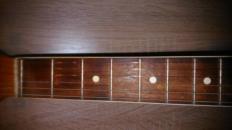 ox_gitara-jazz-defil-antyk