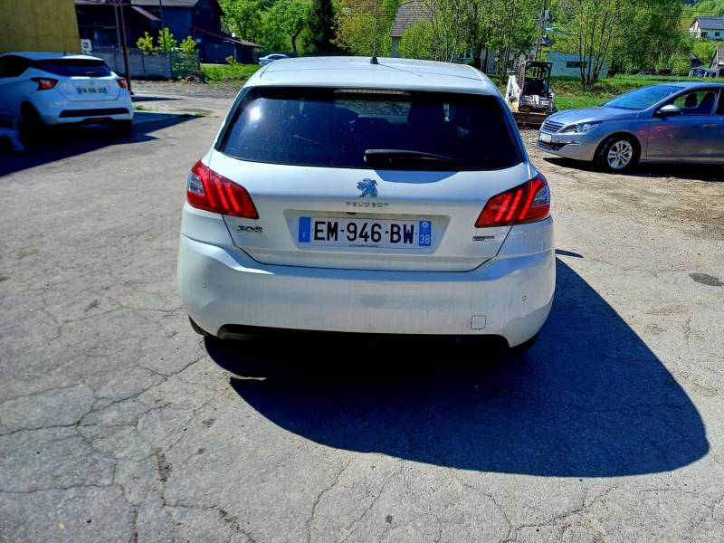 ox_peugeot-308