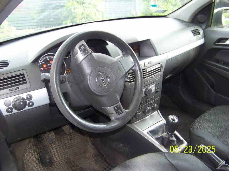 ox_sprzedam-opel-astra-iii-17cdti