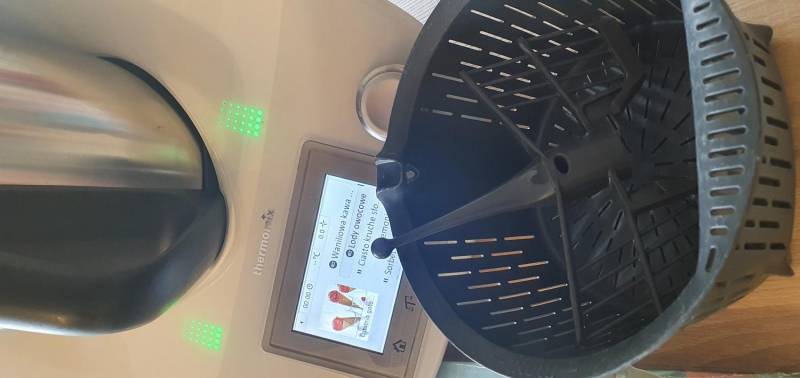 ox_thermomix-tm5-uzywany-kompletny-zestaw-z-dodatkami