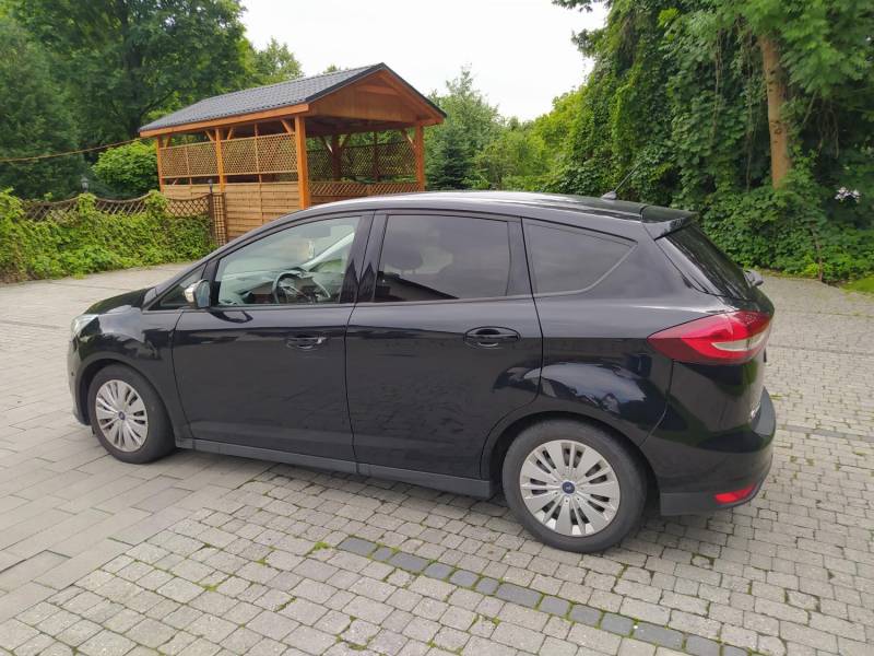 ox_ford-c-max-10-ecoboost-128-tys-km