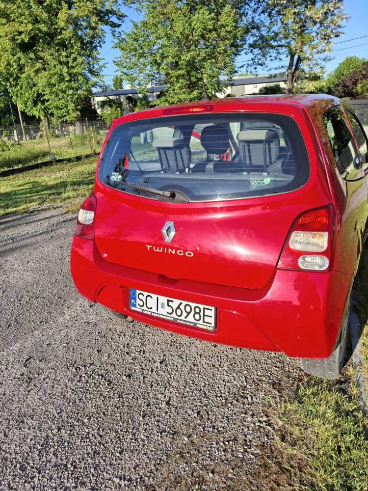 ox_renault-twingo-12-benzyna