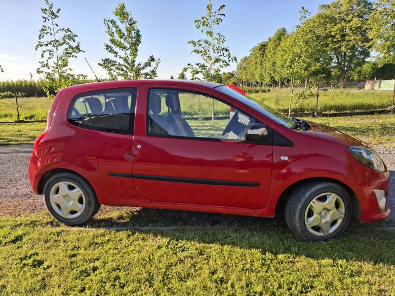 ox_renault-twingo-12-benzyna