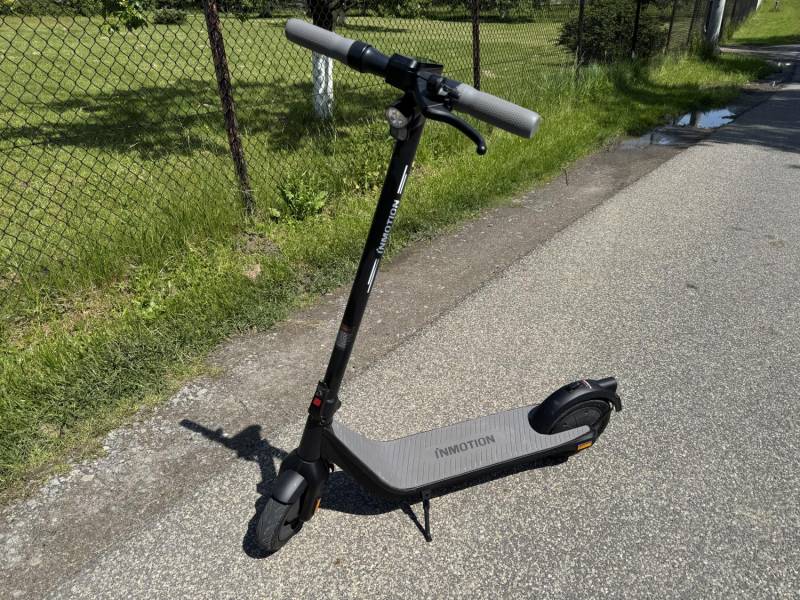 ox_hulajnoga-elektryczna-inmotion-air-kola-10-30kmh-jak-nowa
