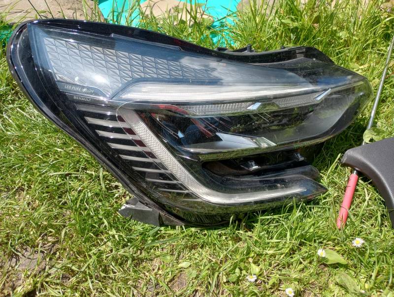 ox_czesci-renault-captur-2022-16-hybrid-160km-wnetrze-silnik-skrzynia