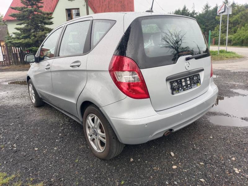 ox_mercedes-benz-a-klasa-17-benzyna-i-wlasciciel-alufelgi-2010r