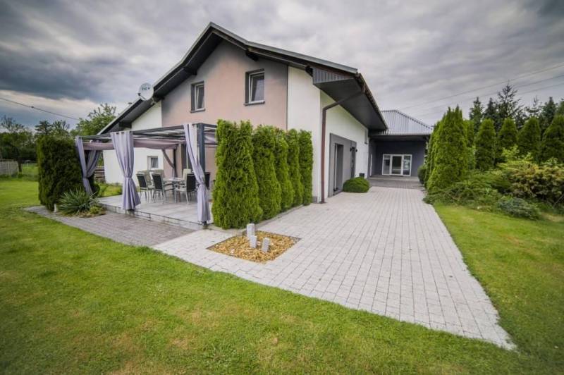 ox_piekny-dom-z-powierzchnia-pod-dzialalnosc-gosp