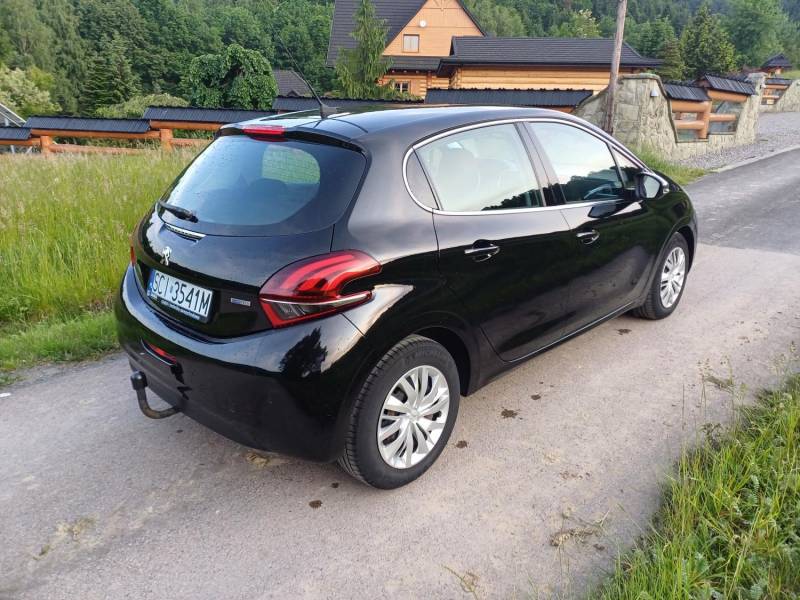 ox_peugeot-208