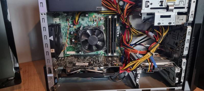 ox_komputer-zestaw-z-monitorem-core-i7-16-gb-ram-gtx-okazja