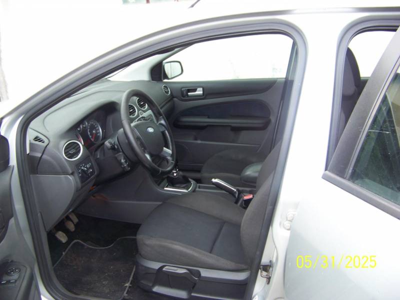 ox_sprzedam-ford-focus-st-sport-2007-combi