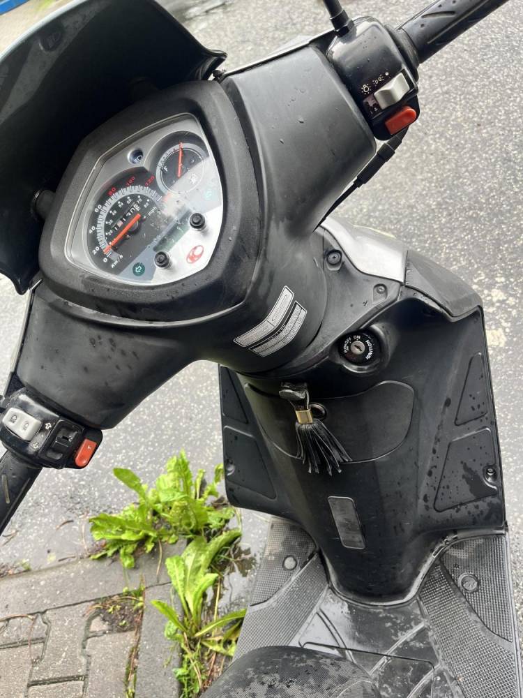 ox_motocykl-kymco-agility-150-city