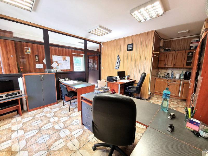 ox_debowiec-obiekt-o-powierzchni-450-m2-parterowy-duzy-plac-manewrowy