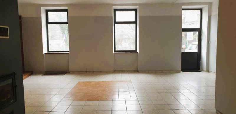 ox_cieszyn-centrum-lokal-handlowo-uslugowy