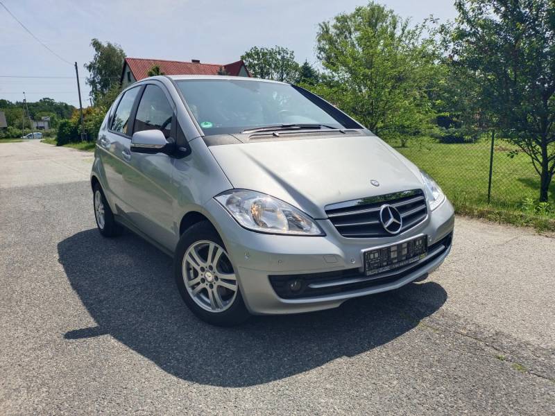 ox_mercedes-benz-a-klasa-17-benzyna-i-wlasciciel-alufelgi-2010r