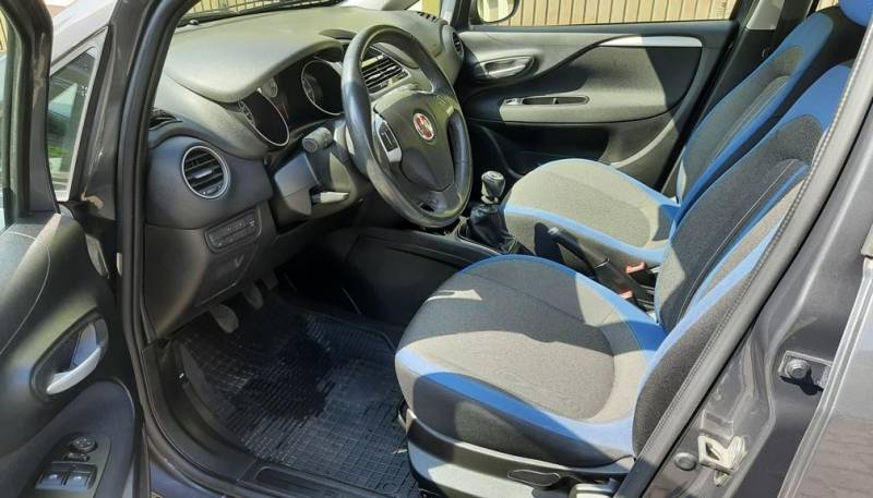 ox_fiat-punto-2012-salonowy-serwisowany-bardzo-ladny-kolor-niskiprzebieg