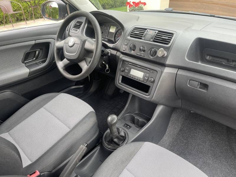 ox_skoda-fabia-12-benzyna-klimatyzacja-rok-2012-przebieg-130tys-km