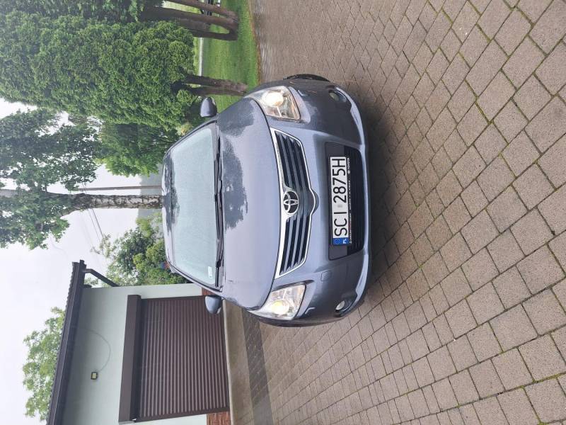 ox_sprzedam-toyota-avensiss