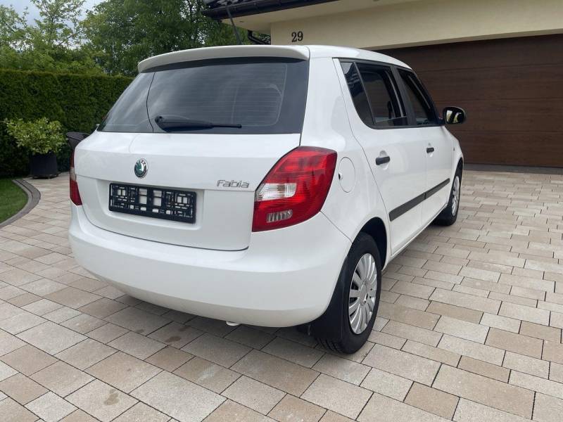 ox_skoda-fabia-12-benzyna-klimatyzacja-rok-2012-przebieg-130tys-km