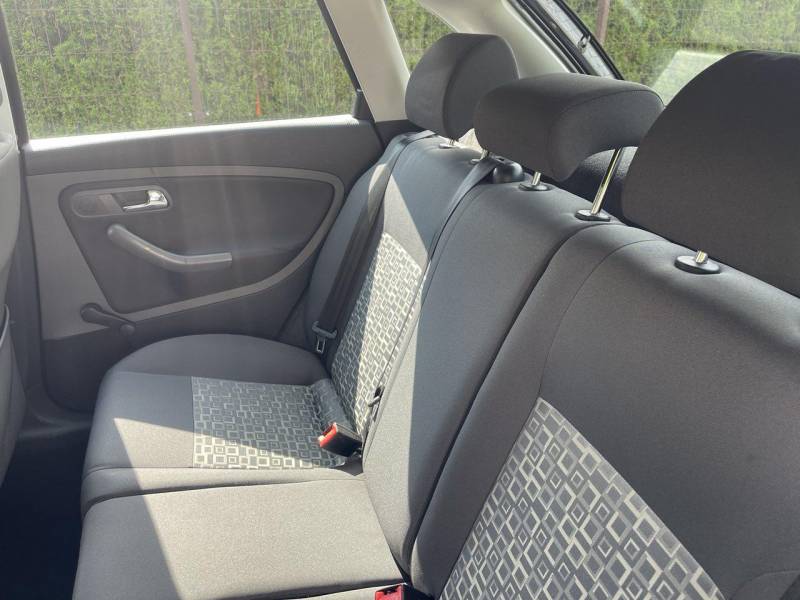 ox_seat-ibiza-12-benzyna-rok-2009-niski-przebieg-109tys-km