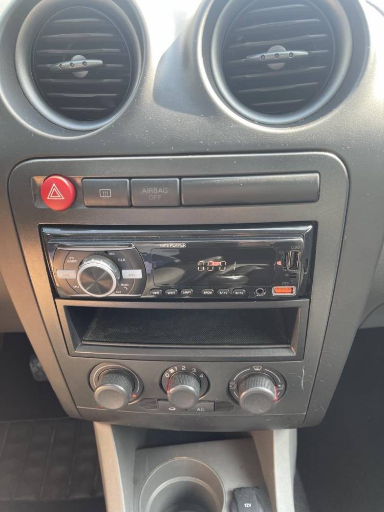 ox_seat-ibiza-12-benzyna-rok-2009-niski-przebieg-109tys-km