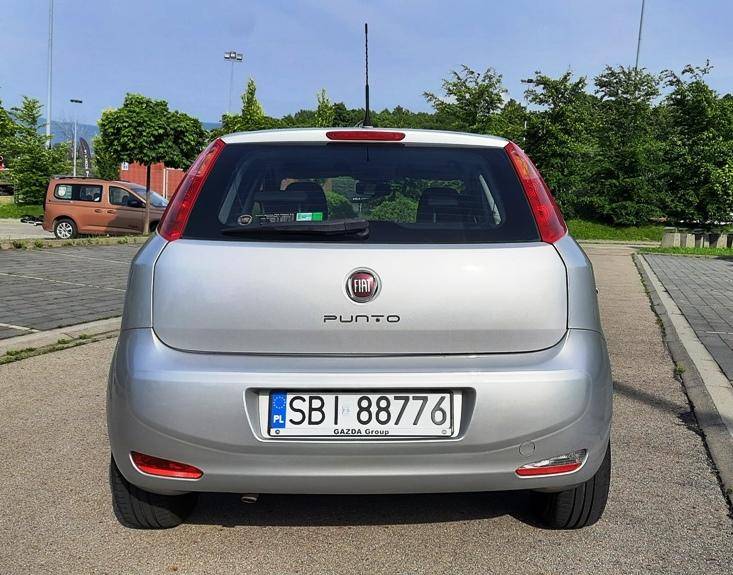 ox_fiat-punto-2012-salonowy-14-benzyna-serwisowany-zadbany-klimatyzacja