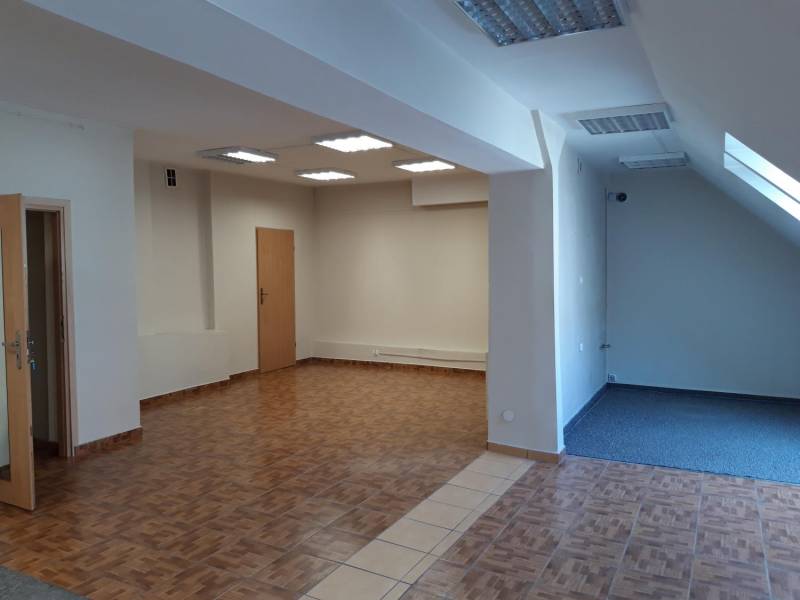 ox_skoczow-centrum-lokale-do-wynajecia