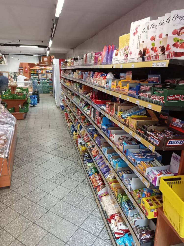 ox_sprzedawca-w-sklepie-ogolnospozywczym-ul-frysztacka-w-cieszynie
