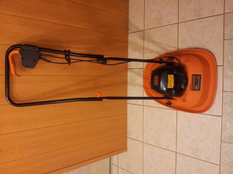 ox_kosiarka-poduszkowa-black-decker